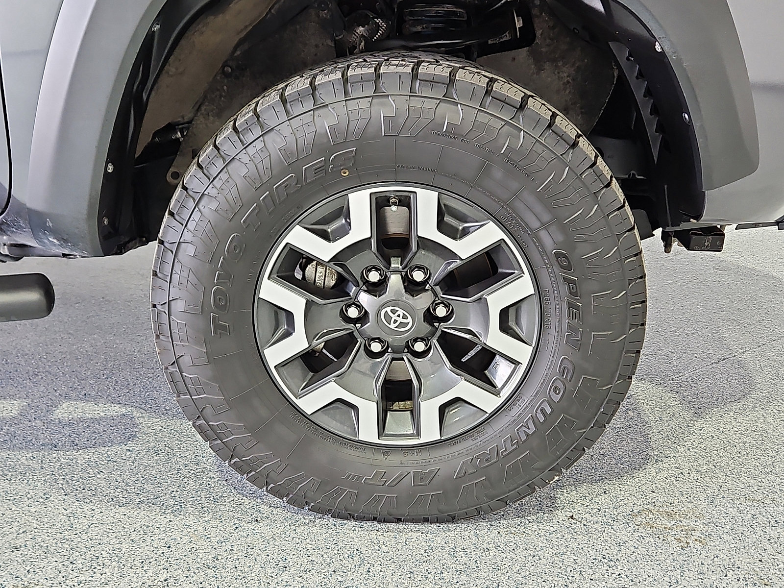 Used 2020 Toyota Tacoma TRD Off-Road image 5