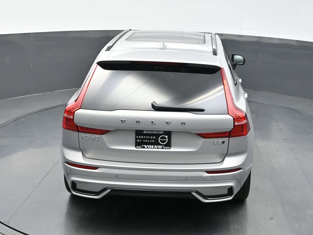 Used 2025 Volvo XC60 B5 Plus image 27