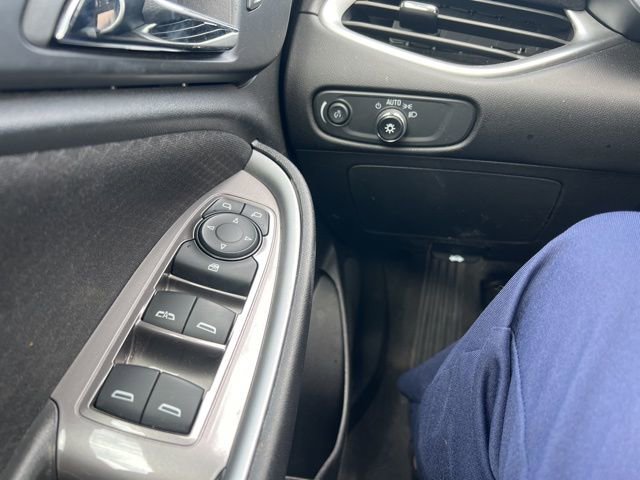 Used 2024 Chevrolet Malibu LT image 14