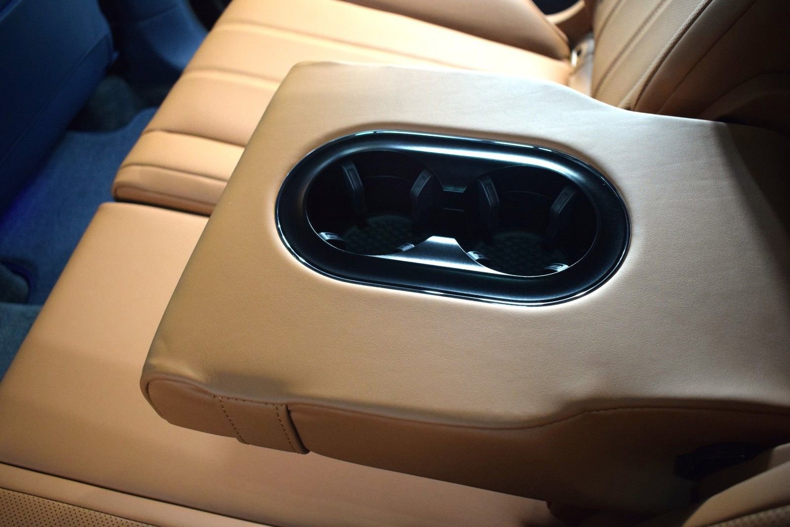 New 2026 Bentley Bentayga AWD/4WD image 24