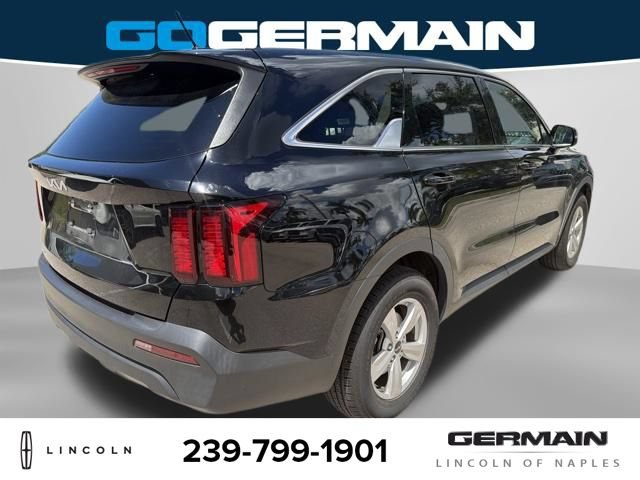 Used 2023 Kia Sorento LX FWD image 7