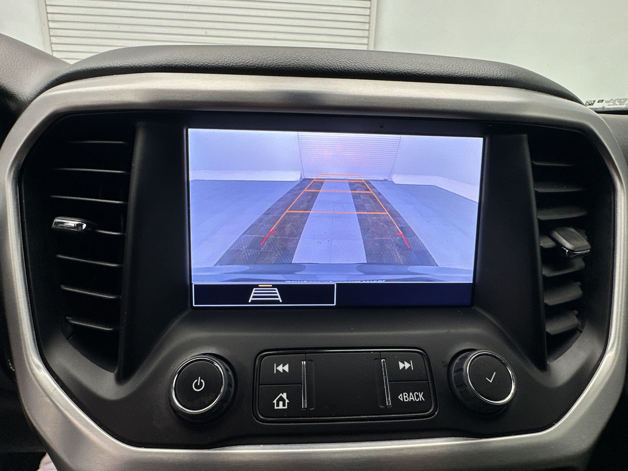 Certified 2023 GMC Acadia SLE w/ Driver Convenience Package AWD/4WD image 21