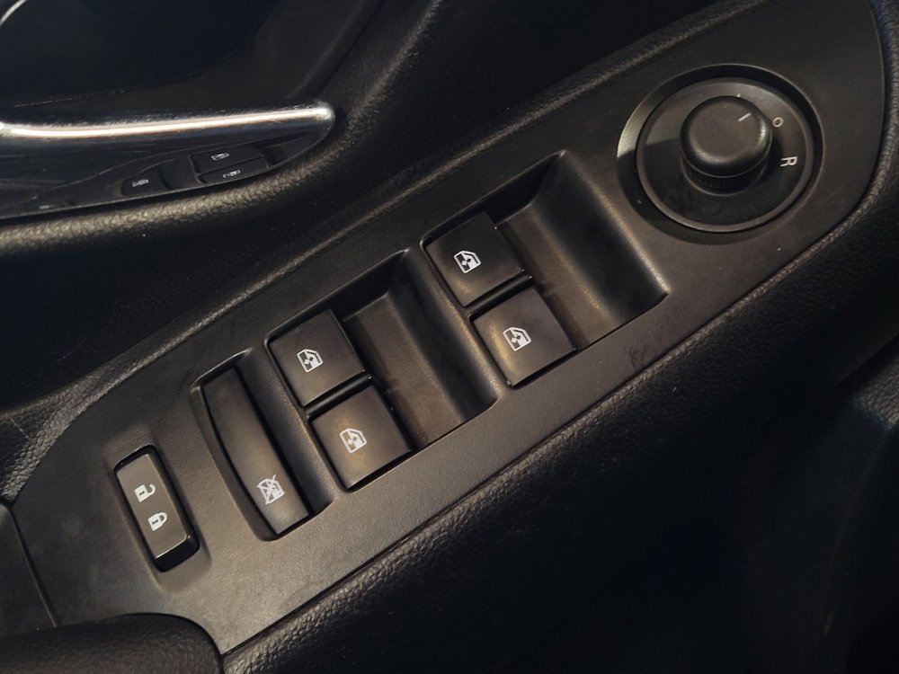 Used 2021 Chevrolet Trax LS w/ Tint and Cruise Package image 27