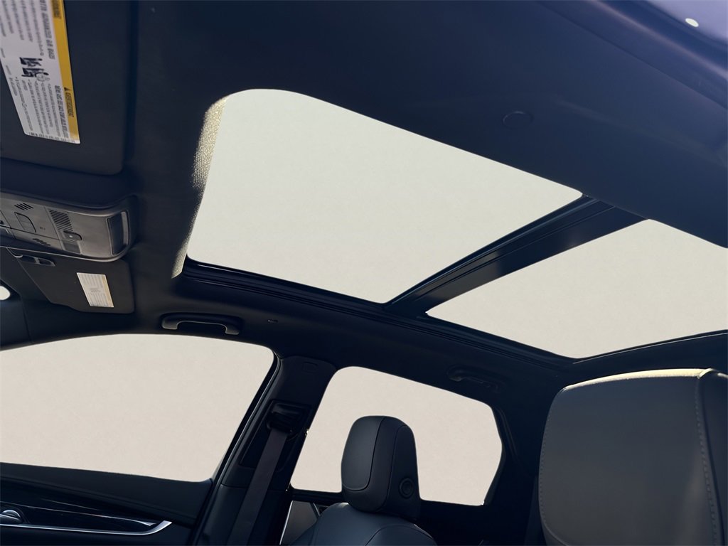 Certified 2025 Cadillac XT5 Premium Luxury image 13