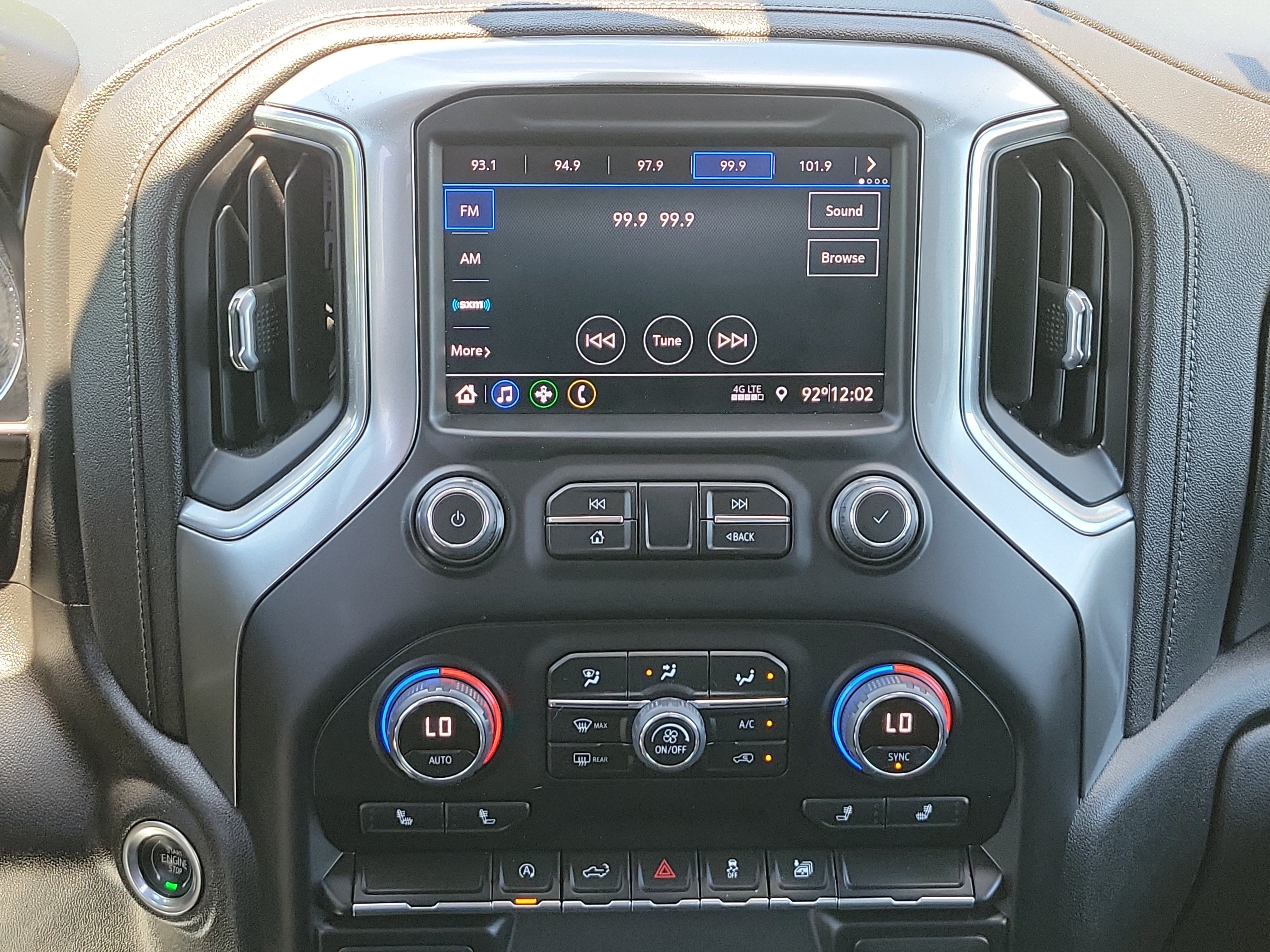 Used 2021 Chevrolet Silverado 1500 LT AWD/4WD image 25