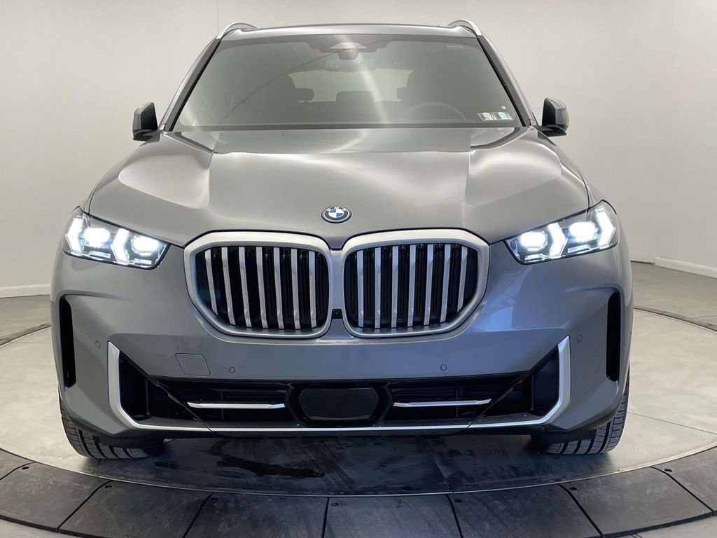 New 2026 BMW X5 xDrive50e AWD/4WD image 8