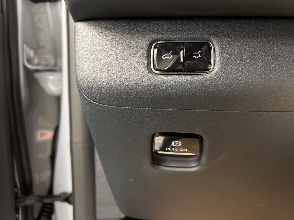 New 2026 Lincoln Navigator Reserve w/ Jet Appearance Package AWD/4WD image 27