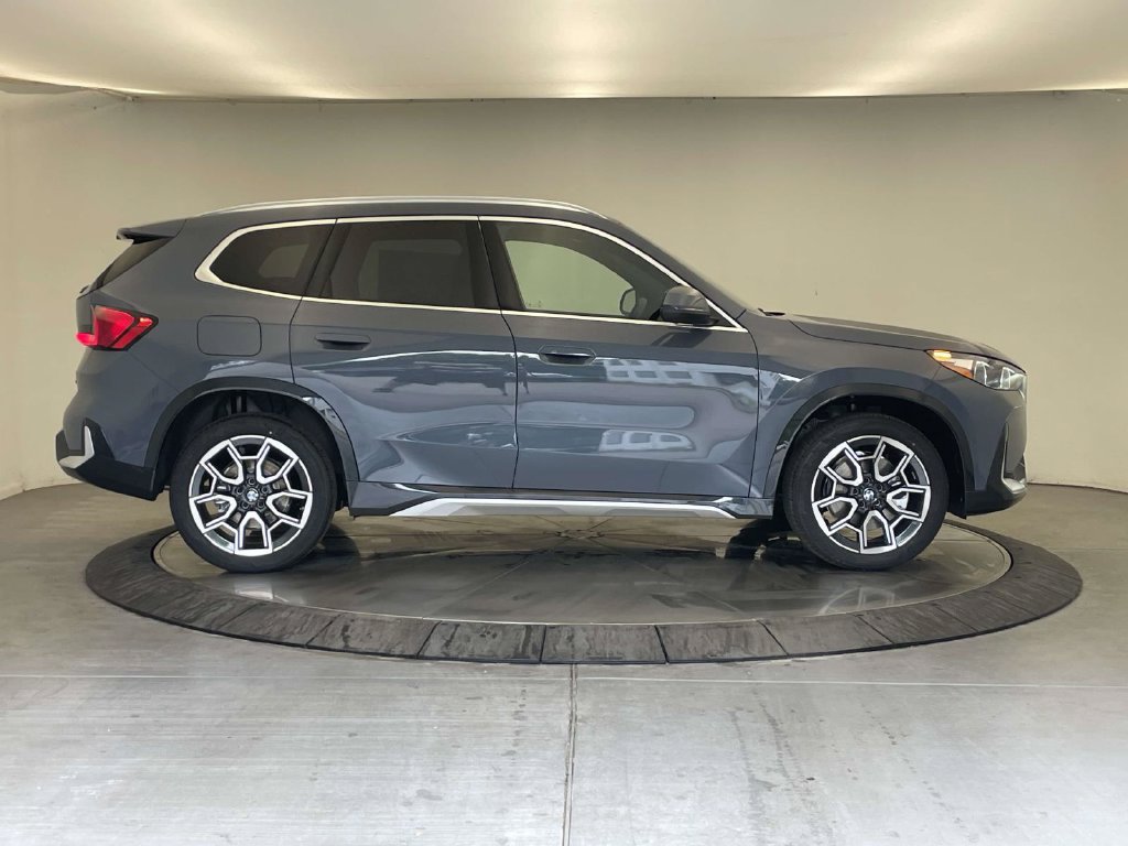 New 2027 BMW X1 xDrive28i w/ Convenience Package AWD/4WD image 6