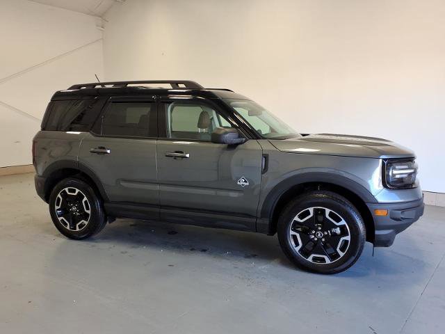 Certified 2024 Ford Bronco Sport Outer Banks w/ Tech Package AWD/4WD image 2