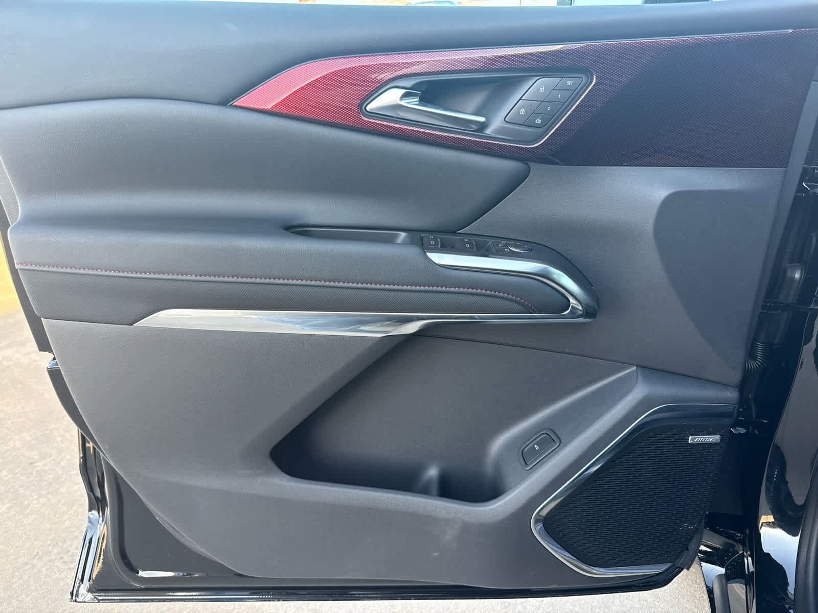 New 2026 Chevrolet Traverse RS w/ LPO, Floor Liner Package image 12