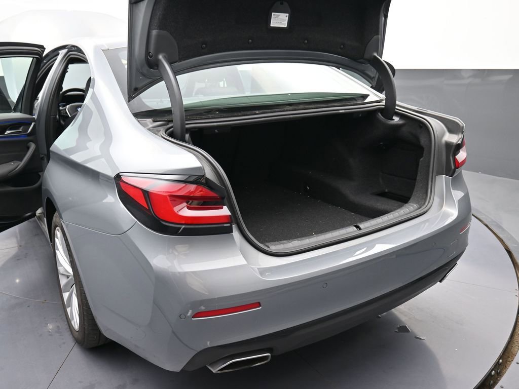 Used 2023 BMW 530i xDrive AWD/4WD image 16