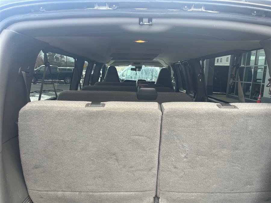 Used 2020 Chevrolet Express 3500 LT w/ LT Preferred Equipment Group image 10