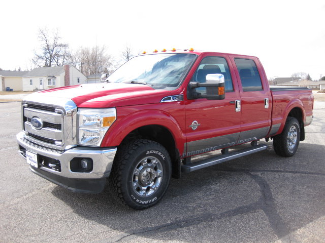Used 2015 Ford F250 XLT w/ XLT Premium Package AWD/4WD image 2