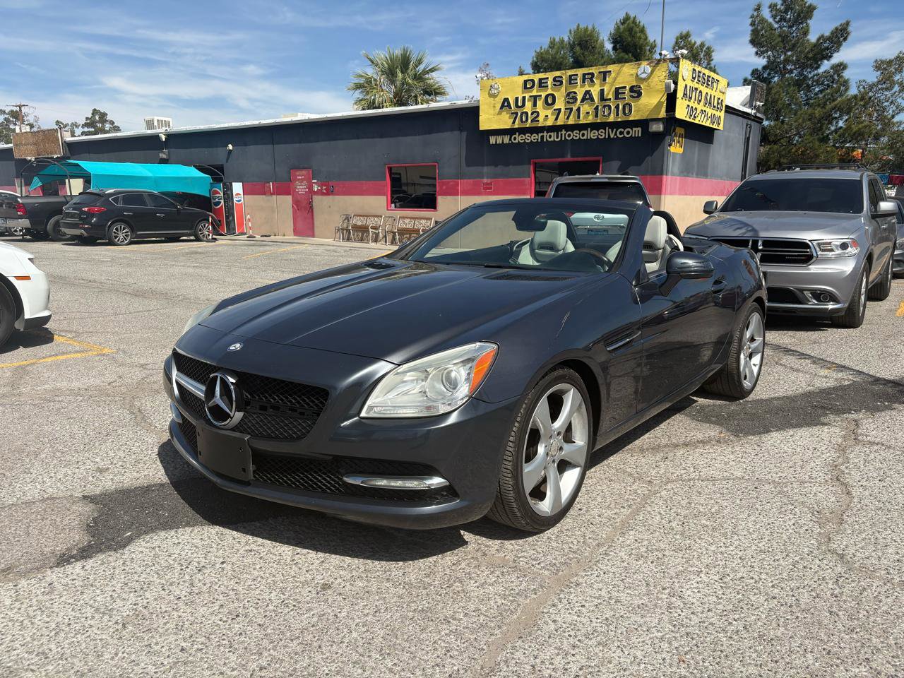 Used 2012 Mercedes-Benz SLK 350 image 2