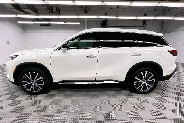 Used 2024 INFINITI QX60 Sensory AWD/4WD image 14