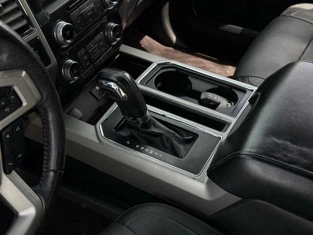 Used 2015 Ford F150 Lariat w/ Equipment Group 502A Luxury AWD/4WD image 26