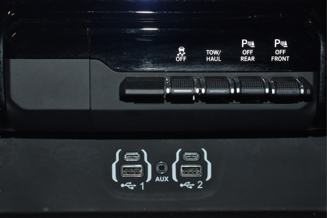 Used 2021 RAM 1500 Sport w/ Leather & Sound Group AWD/4WD image 34