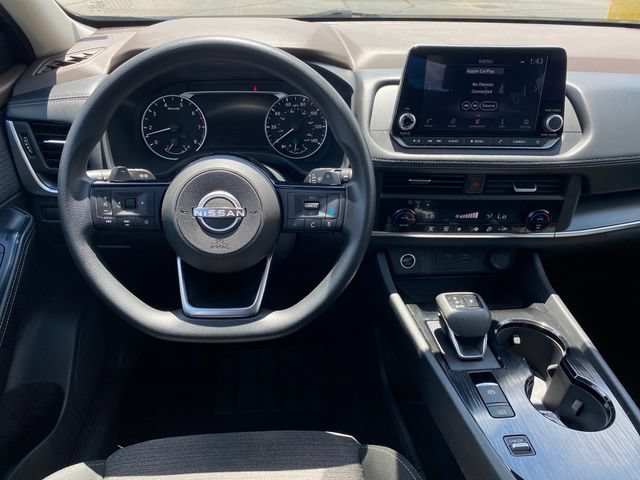 Used 2023 Nissan Rogue SV FWD image 8