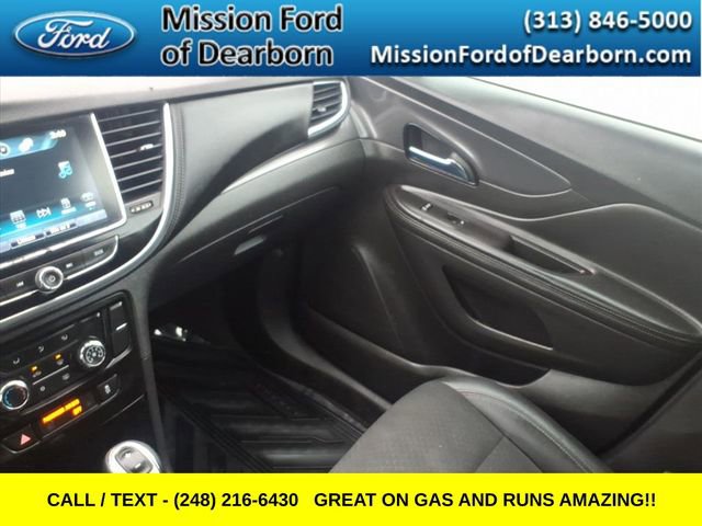 Used 2020 Buick Encore Preferred image 20
