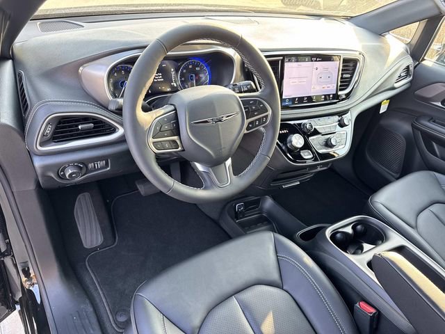 New 2026 Chrysler Pacifica Select FWD image 21