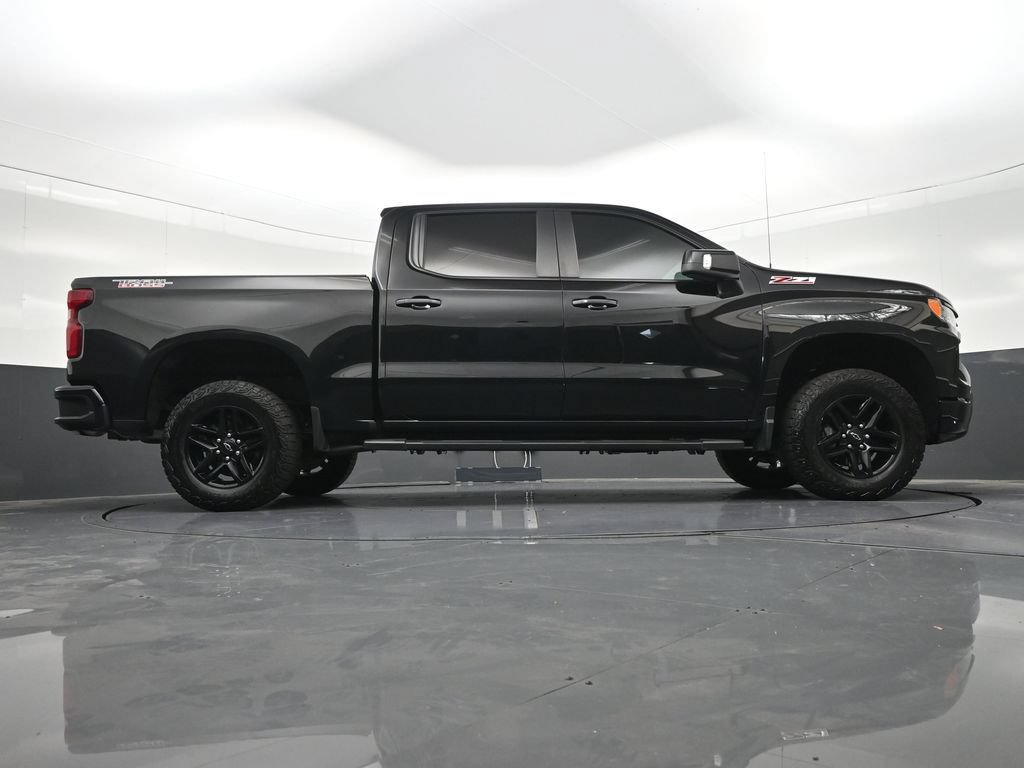 Used 2024 Chevrolet Silverado 1500 LT Trail Boss w/ LT Trail Boss Premium Package AWD/4WD image 28