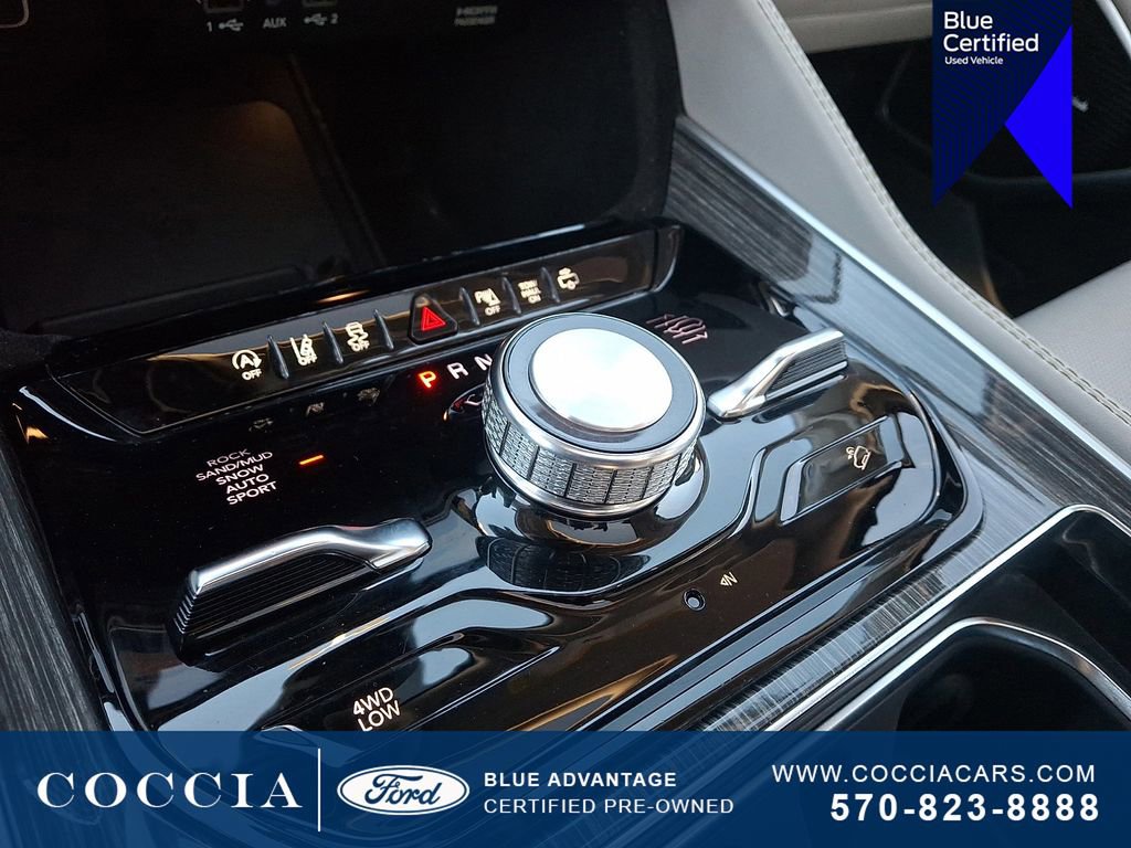 Used 2022 Jeep Wagoneer Series III w/ Premium Group I image 16