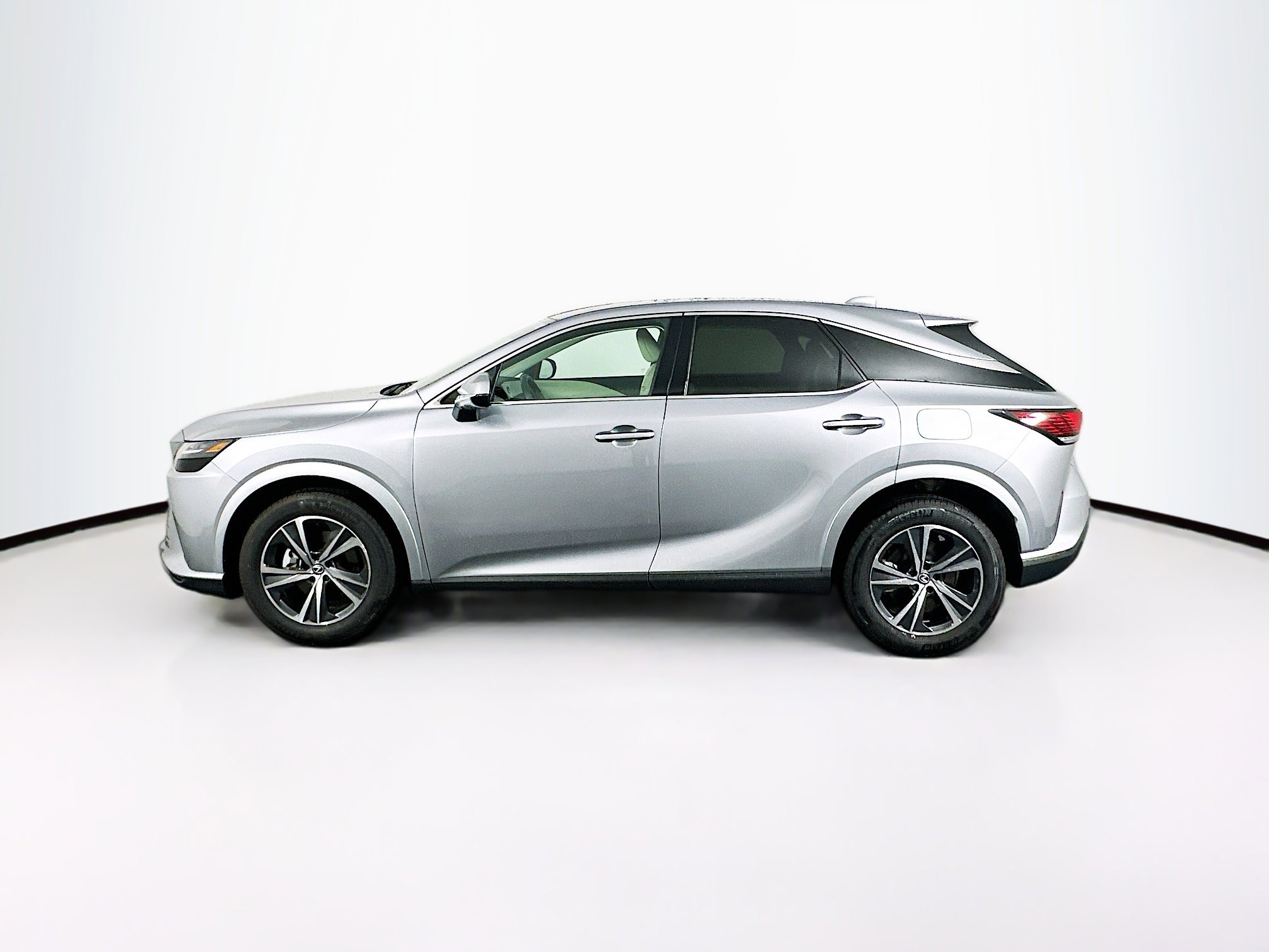 Used 2024 Lexus RX 350 RX 350 image 4