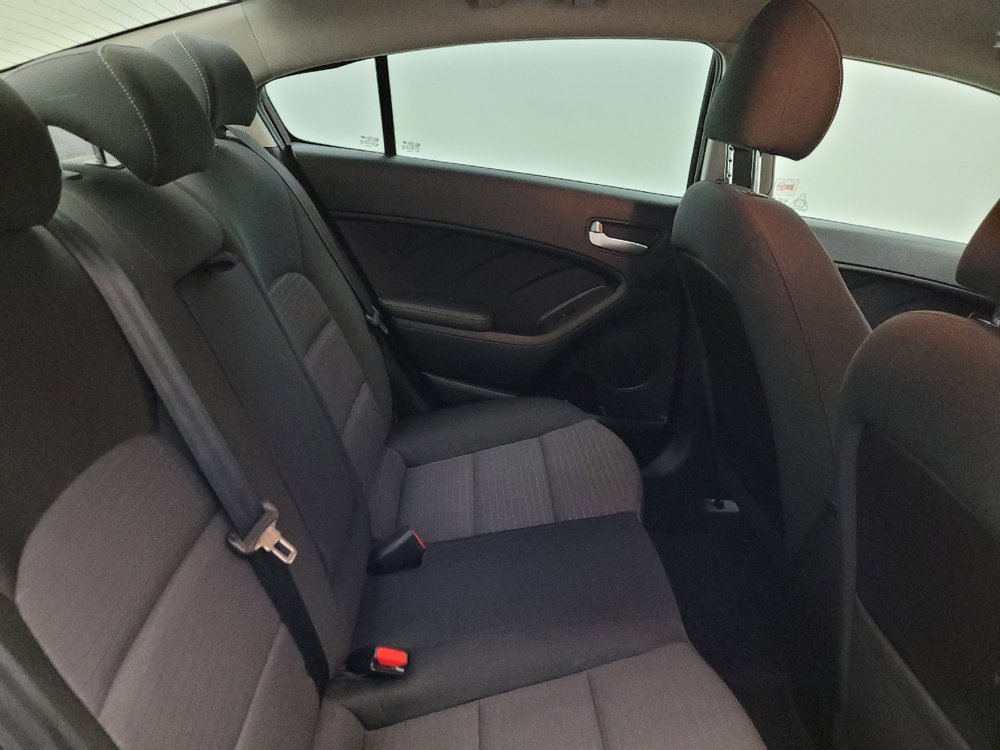 Used 2017 Kia Forte LX w/ LX Popular Package FWD image 19