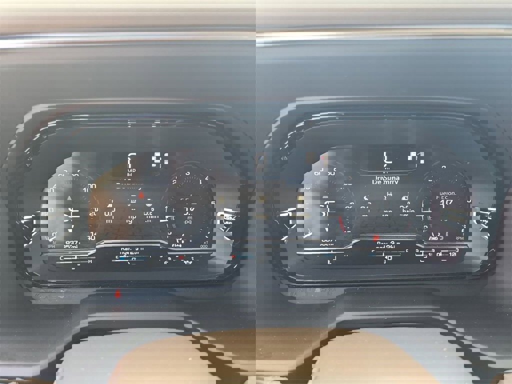 Used 2022 GMC Yukon Denali w/ Advanced Technology Package image 12