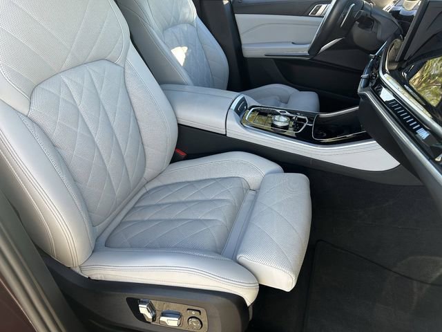 Used 2024 BMW X5 M60i w/ Executive Package image 12