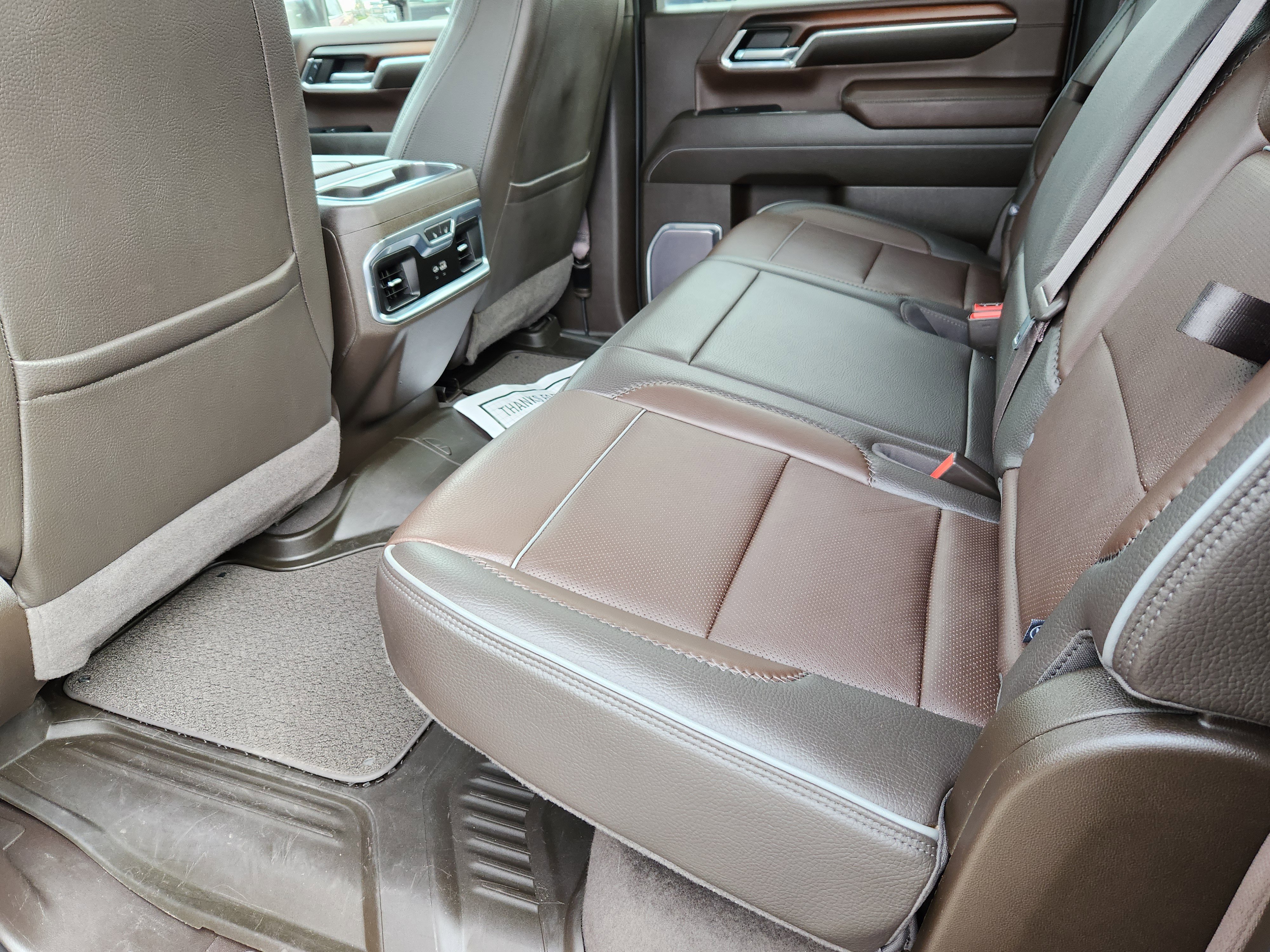 Used 2024 GMC Sierra 2500 Denali w/ Denali Reserve Package image 11