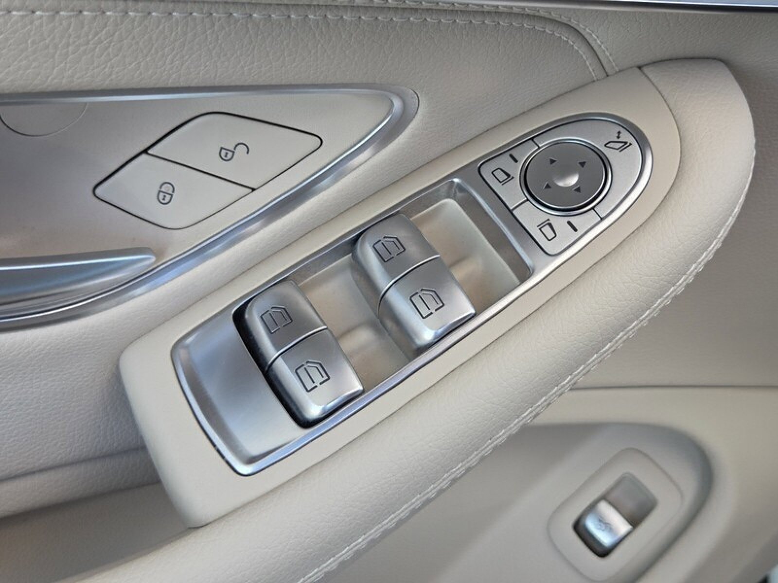 Certified 2022 Mercedes-Benz C 300 Cabriolet image 22