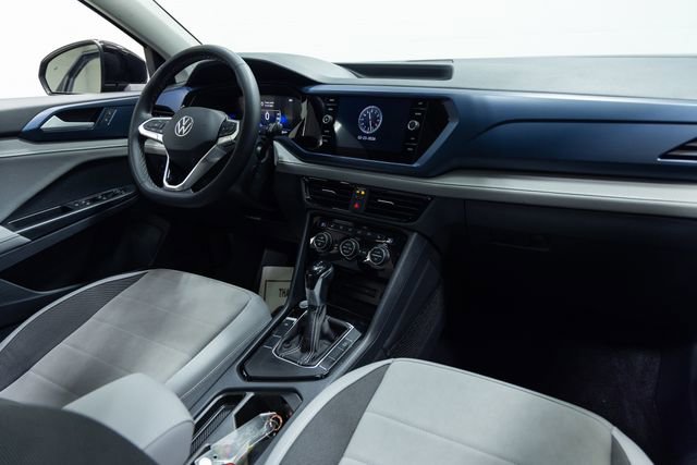 Used 2024 Volkswagen Taos SE image 27