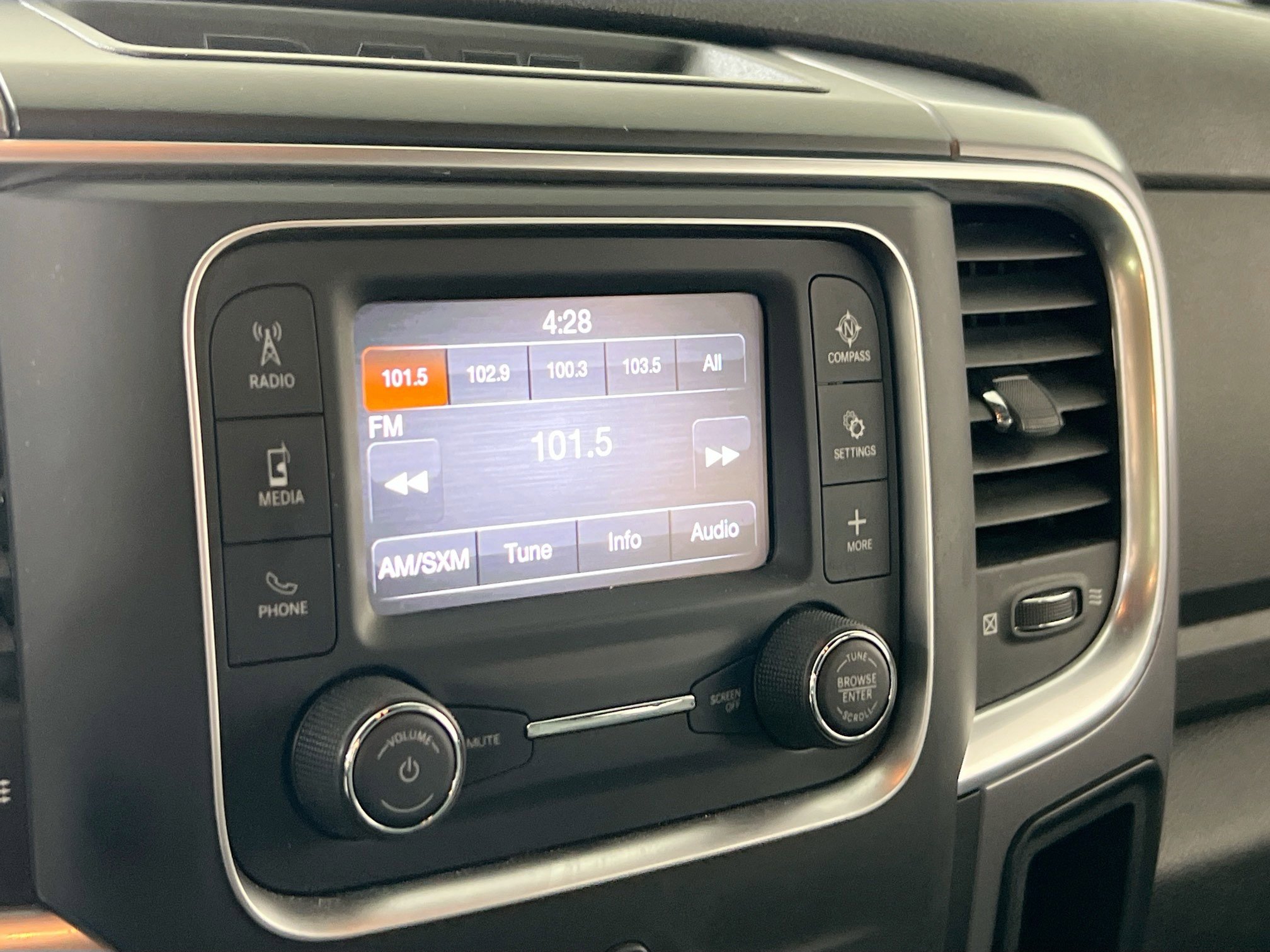 Used 2022 RAM 1500 Classic Warlock image 14