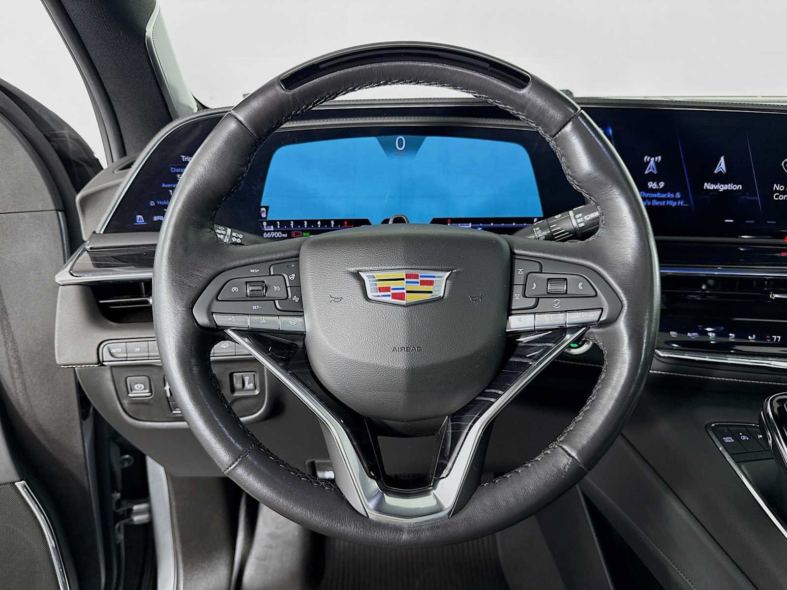 Used 2023 Cadillac Escalade Sport w/ LPO, ONYX Package AWD/4WD image 12