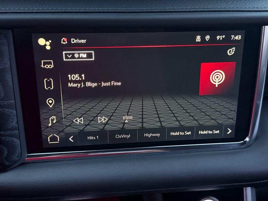 Used 2023 GMC Yukon Denali AWD/4WD image 25