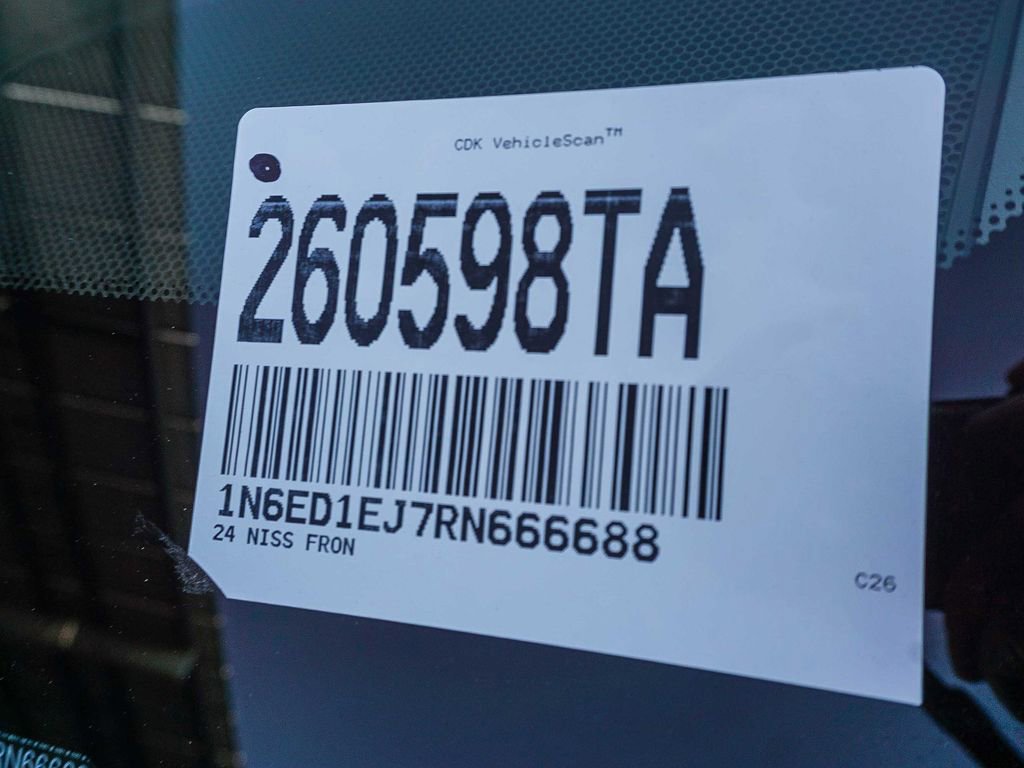 Used 2024 Nissan Frontier SV image 27