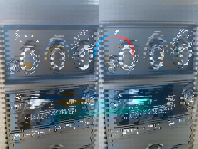 Used 2025 Chevrolet Express 3500 LT w/ LT Preferred Equipment Group image 25