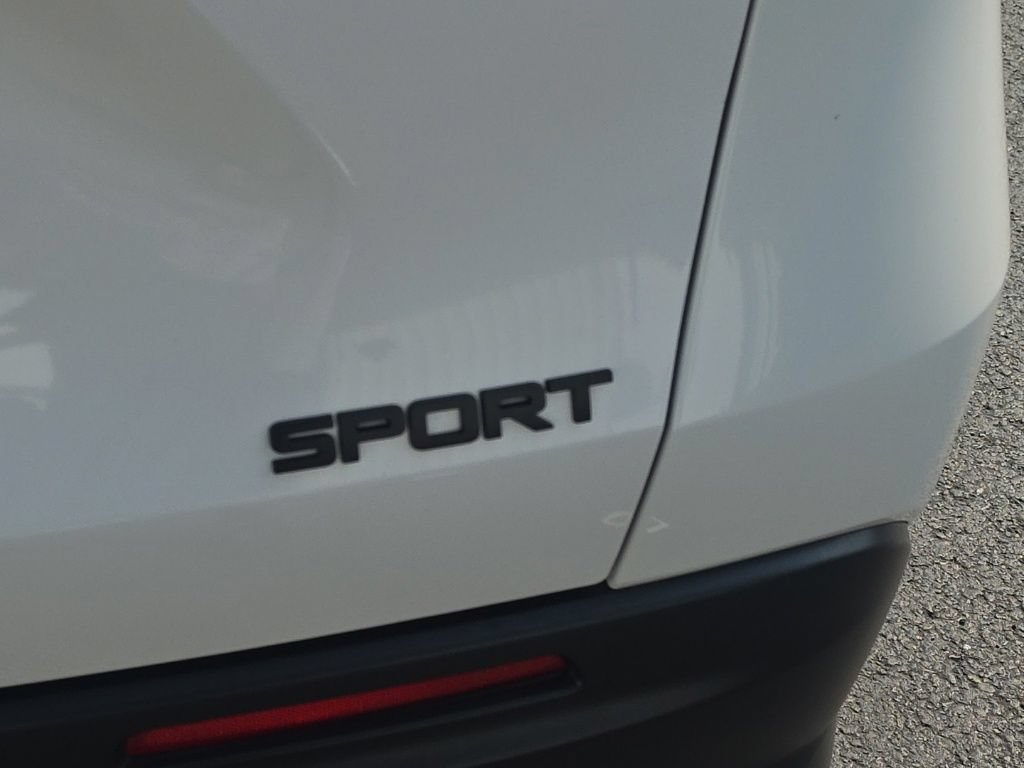 Certified 2026 Honda HR-V Sport image 9