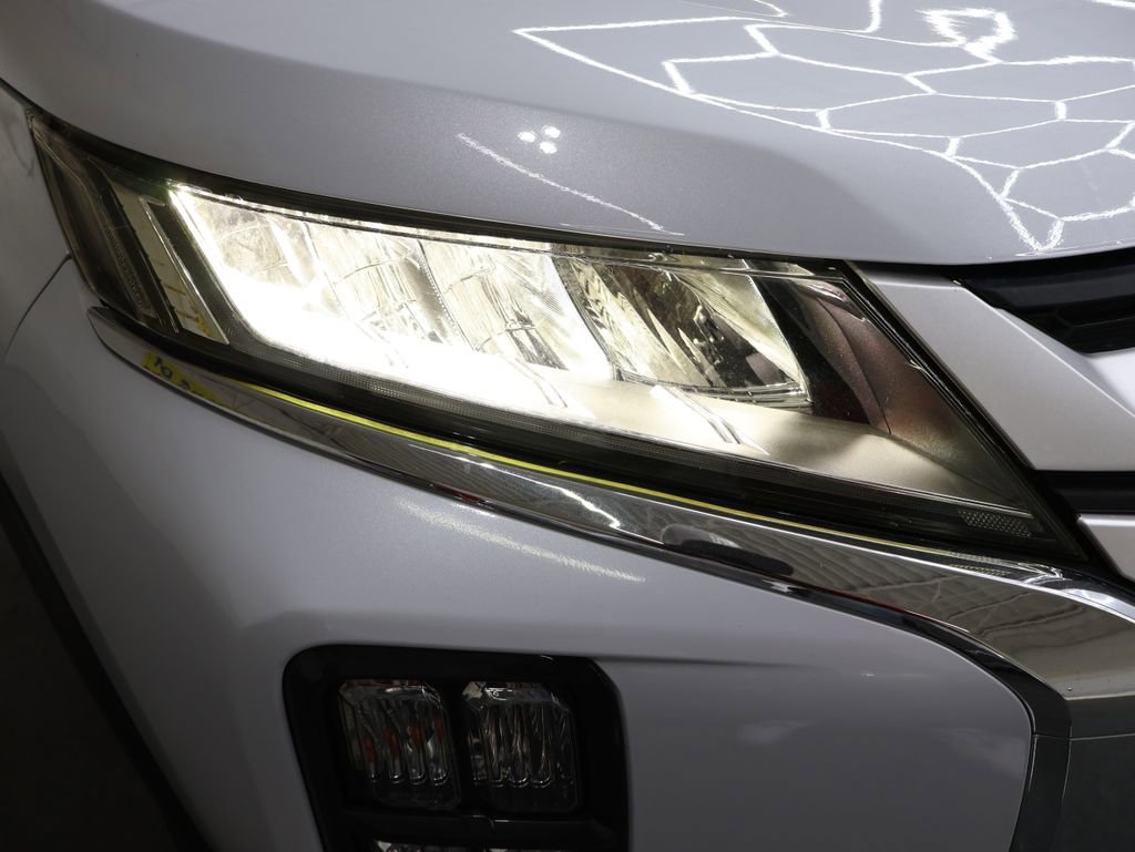 Used 2022 Mitsubishi Outlander Sport SE AWD/4WD image 25