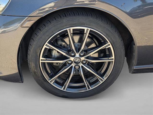 Used 2018 Toyota 86 RWD image 21