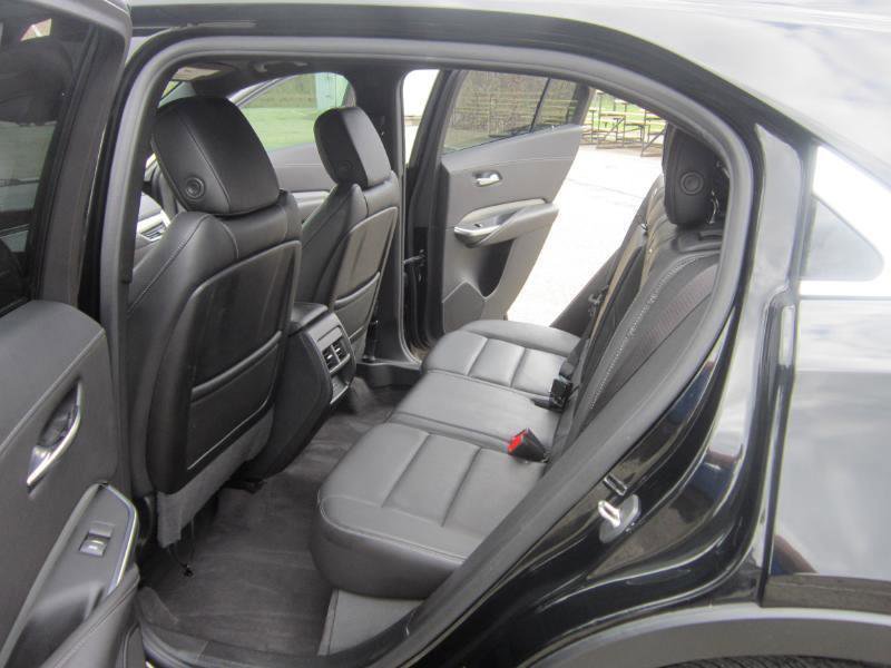 Used 2020 Cadillac XT4 Premium Luxury AWD/4WD image 12