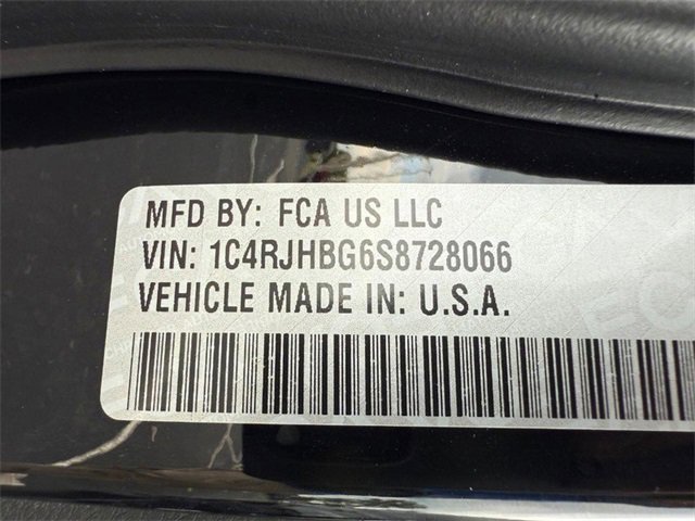 New 2025 Jeep Grand Cherokee Limited w/ Black Appearance Package image 35