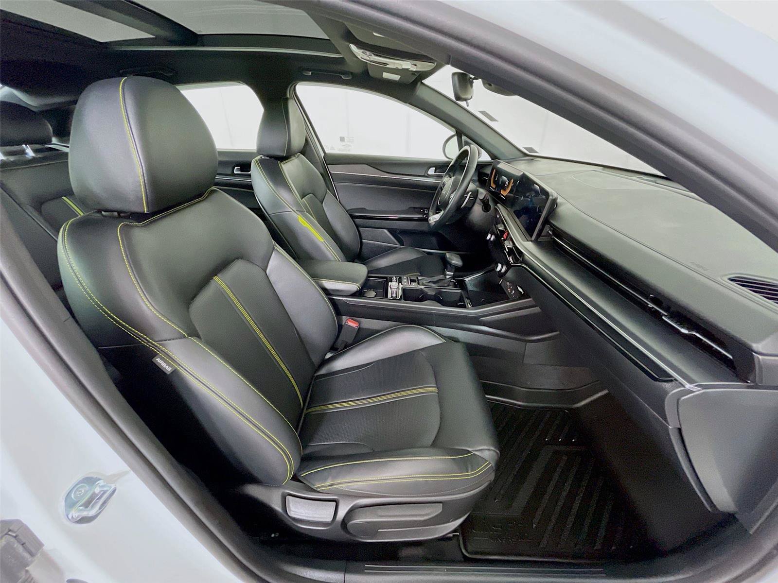 Certified 2025 Kia K5 GT FWD image 33