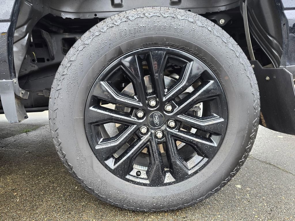 Used 2024 Ford F150 Lariat w/ FX4 Off-Road Package image 6