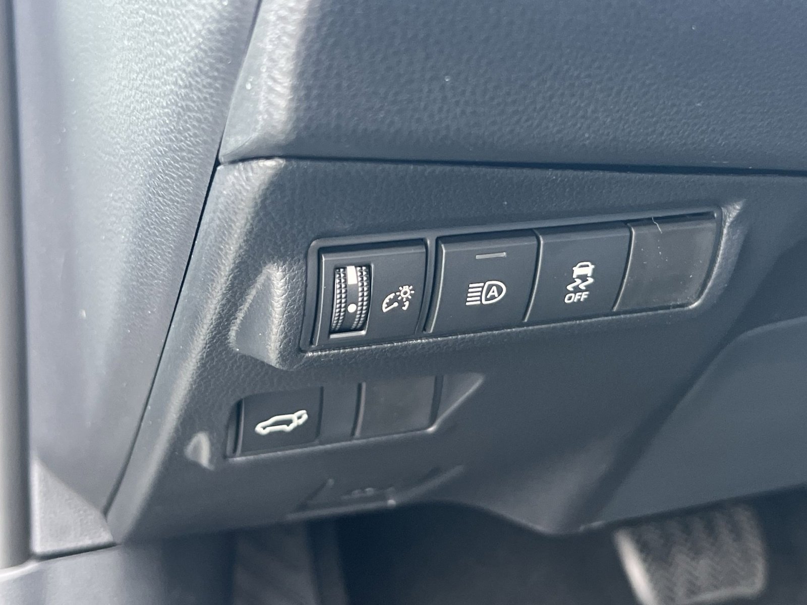 New 2026 Toyota Corolla Cross XLE image 23