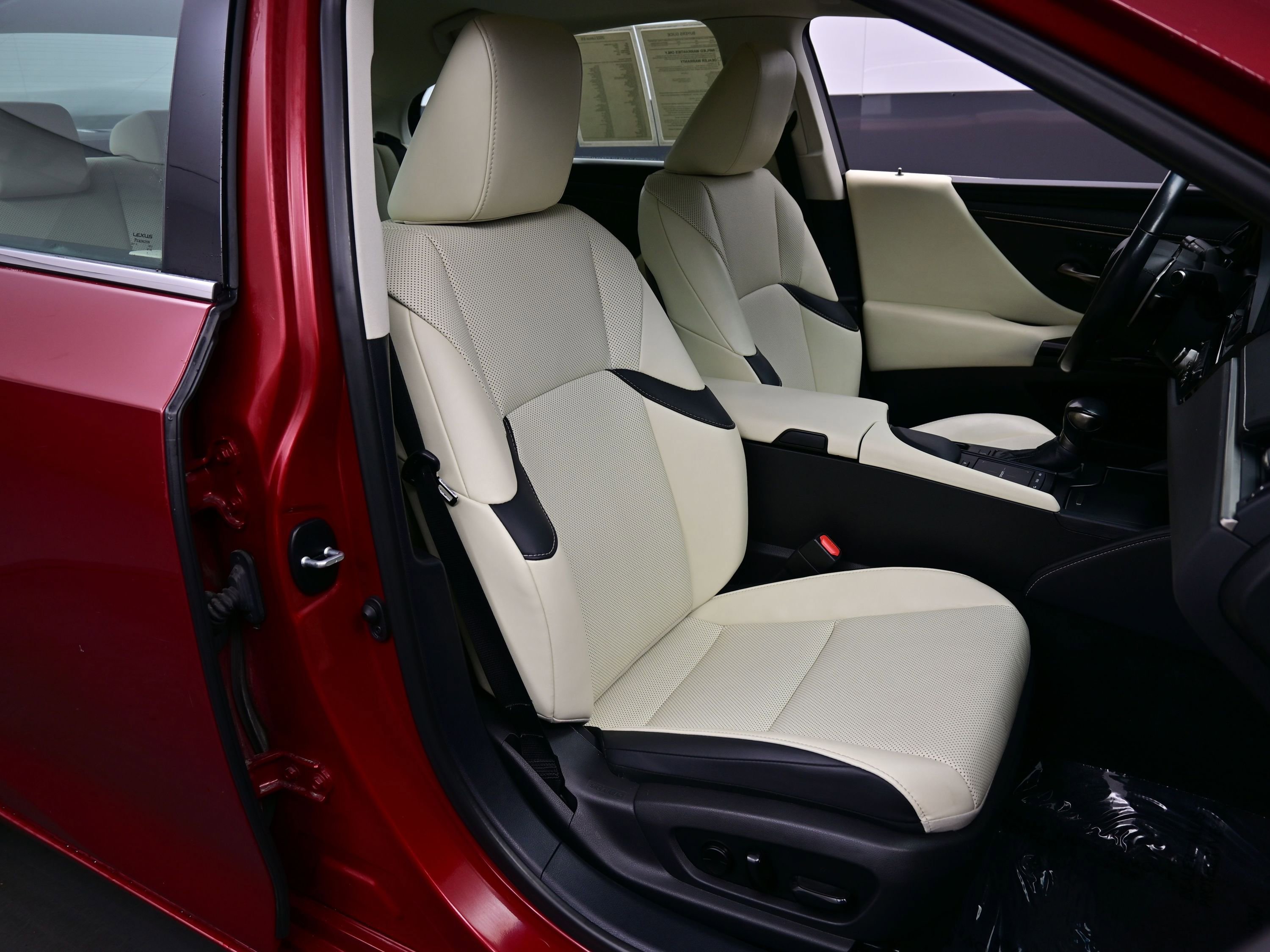 Used 2022 Lexus ES 250 w/ Premium Package image 14