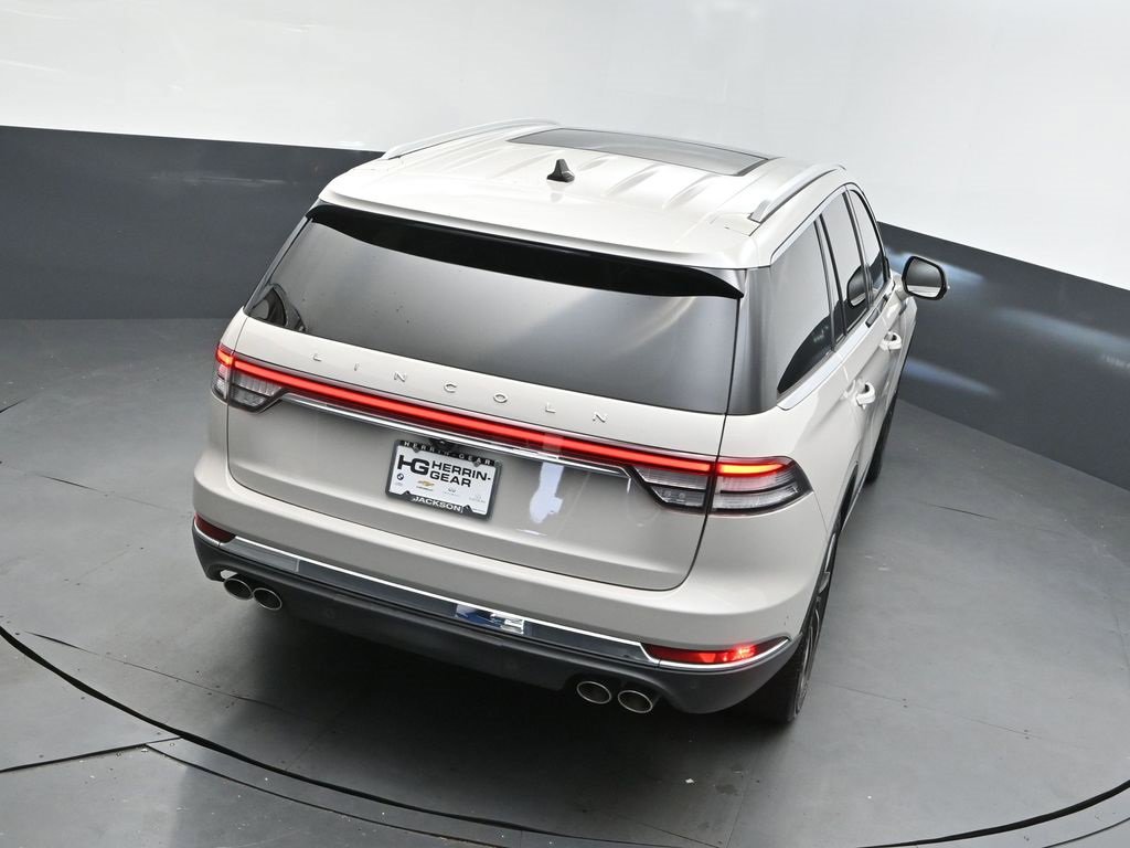 Used 2023 Lincoln Aviator Reserve w/ Equipment Group 201A image 38