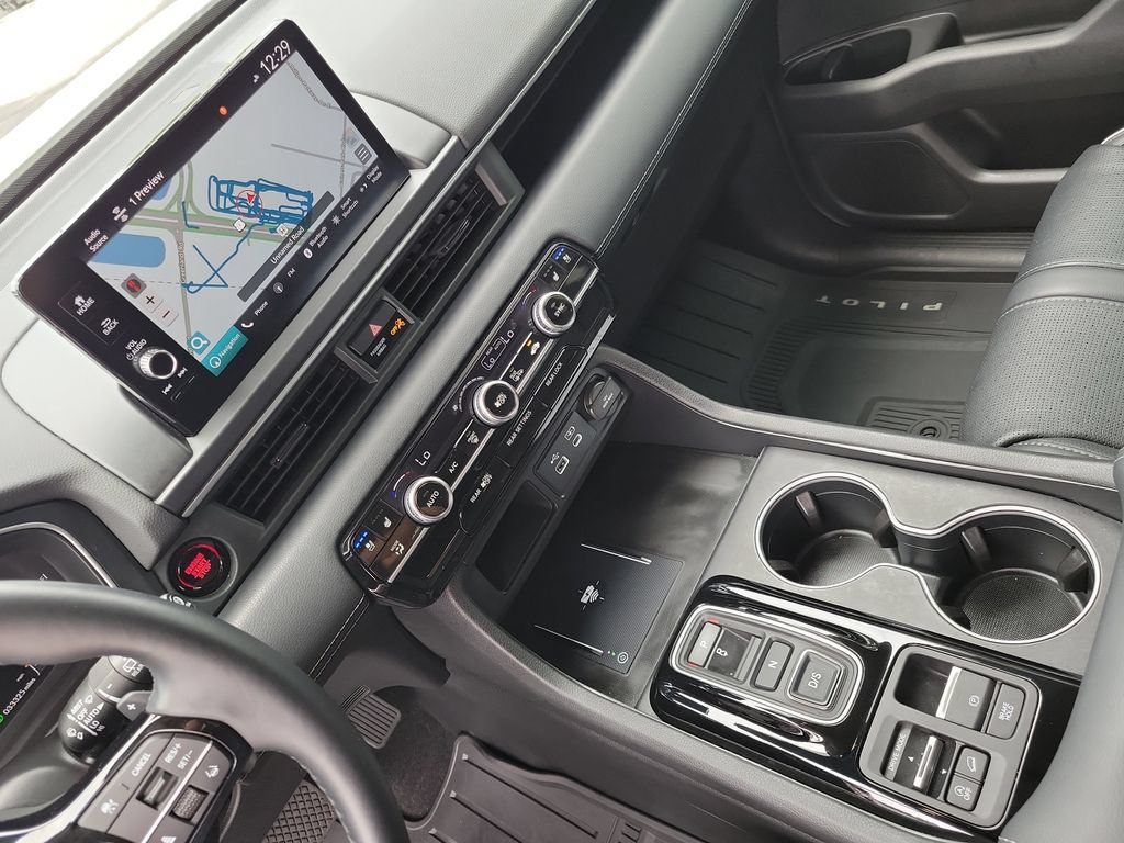 Certified 2023 Honda Pilot Elite image 42
