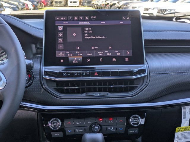 New 2026 Jeep Compass Latitude w/ Sun and Sound Group image 16